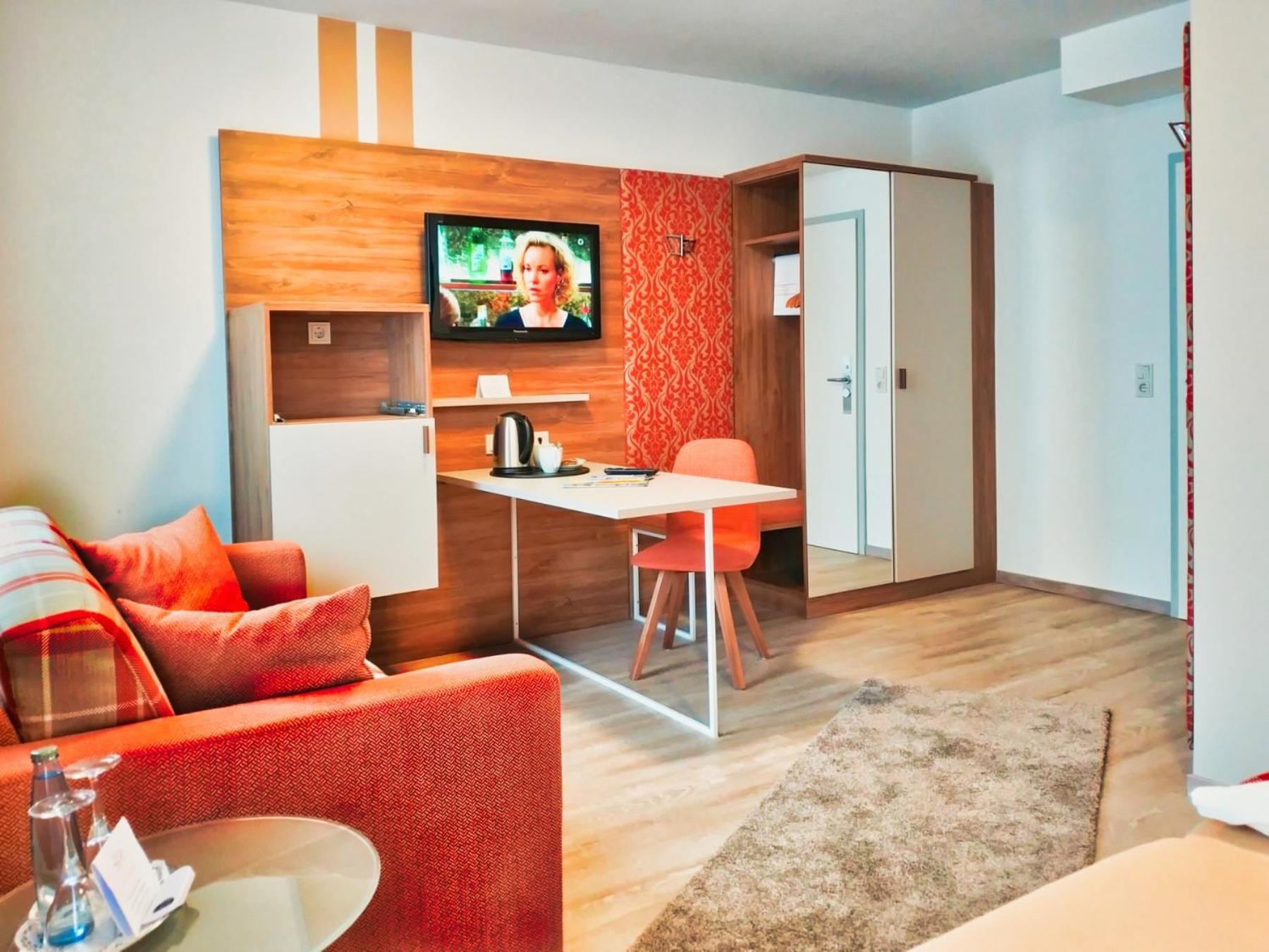 Hotel Maurer Saarwellingen エクステリア 写真