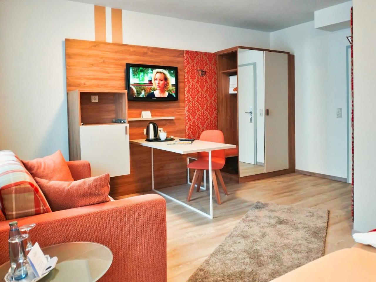 Hotel Maurer Saarwellingen エクステリア 写真