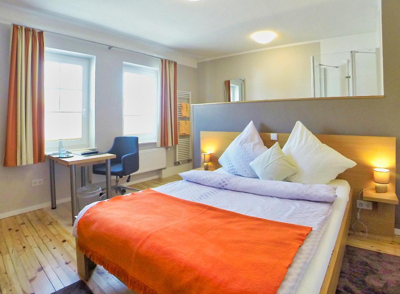 Hotel Maurer Saarwellingen エクステリア 写真