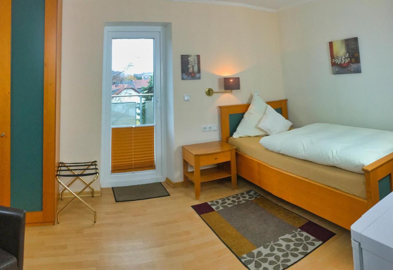 Hotel Maurer Saarwellingen エクステリア 写真